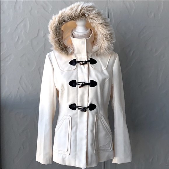 PacSun Jackets & Blazers - NWT Pac Sun Faux Fur Hooded Peacoat Cream M